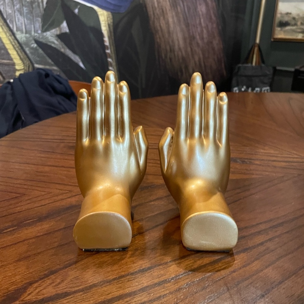 hand bookends